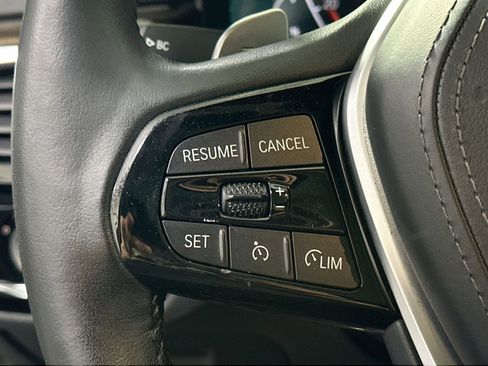 Used 2022 BMW 530i xDrive w/ Convenience Package image 22