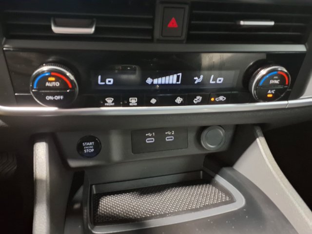 Used 2026 Nissan Rogue SV AWD/4WD image 12