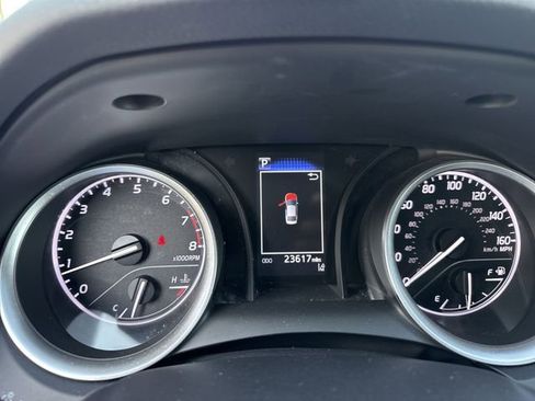 Used 2021 Toyota Camry LE image 15