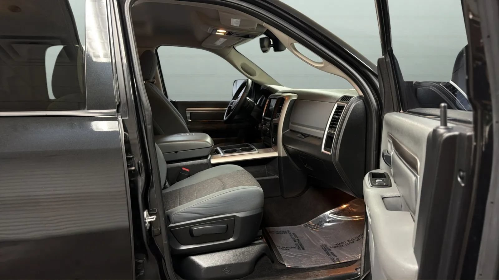Used 2015 RAM 1500 Big Horn AWD/4WD image 21