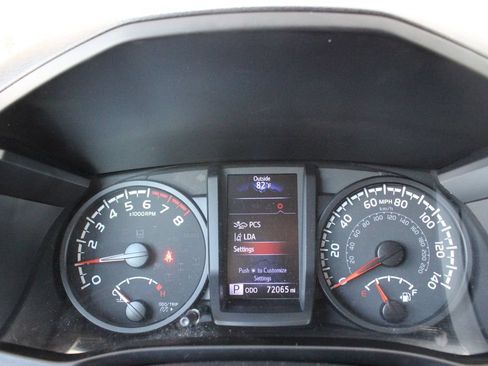 Used 2020 Toyota Tacoma SR AWD/4WD image 33