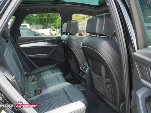 Used 2018 Audi SQ5 Premium Plus w/ Navigation Package AWD/4WD image 37