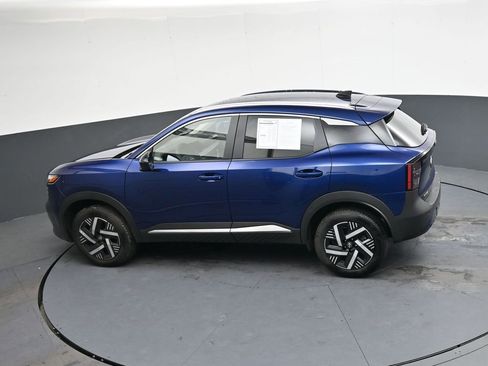 Used 2026 Nissan Kicks SV image 28