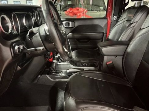 Used 2022 Jeep Wrangler Unlimited Rubicon image 14