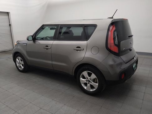 Used 2019 Kia Soul FWD image 3