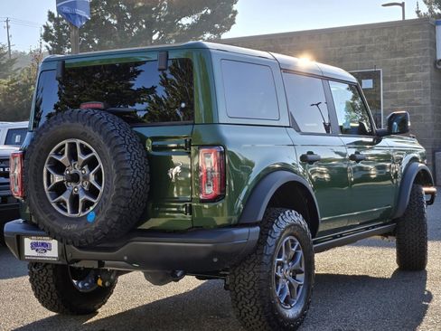 New 2025 Ford Bronco Badlands image 5