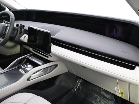 New 2026 Lincoln Nautilus Reserve w/ Jet Appearance Package image 15