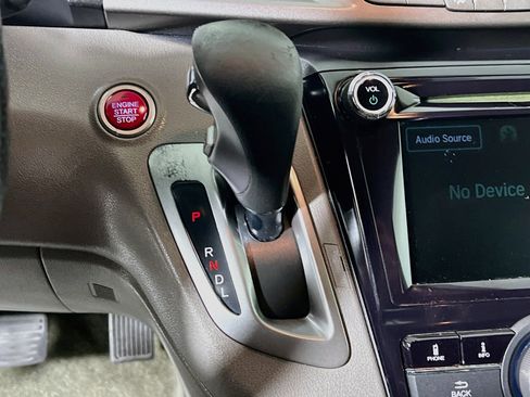 Used 2016 Honda Odyssey EX-L image 24