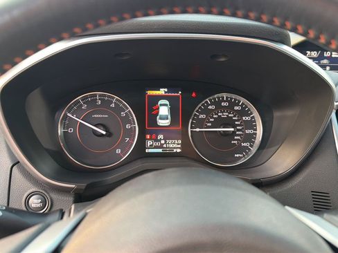 Used 2020 Subaru Crosstrek 2.0i Limited w/ Moonroof Package w/Navigation AWD/4WD image 23