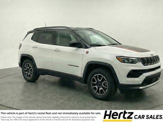 Used 2025 Jeep Compass Trailhawk video 1