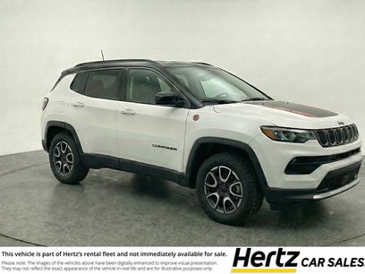Used 2025 Jeep Compass Trailhawk