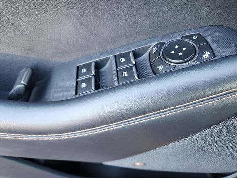 Certified 2021 Ford Mustang Mach-E GT image 9