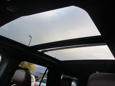 Used 2024 Ford Expedition Max Limited AWD/4WD image 27