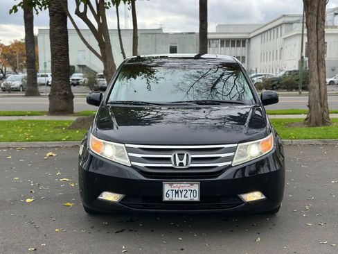 Used 2012 Honda Odyssey Touring Elite image 2