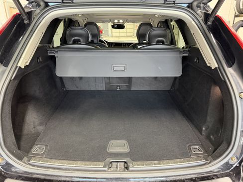 Used 2023 Volvo XC60 B5 Core w/ Climate Package AWD/4WD image 28