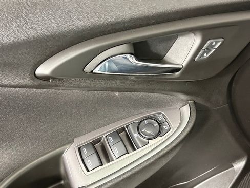 Used 2024 Chevrolet Malibu LT image 17