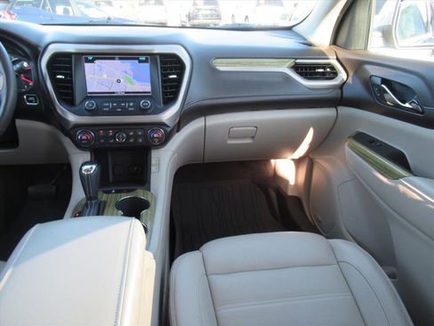 Used 2019 GMC Acadia Denali w/ Technology Package image 15