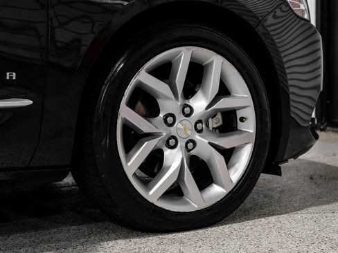 Used 2017 Chevrolet Impala Premier FWD image 63