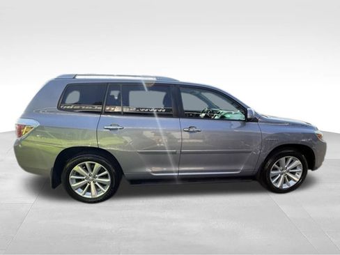 Used 2010 Toyota Highlander Limited w/ Extra Value Pkg 3 AWD/4WD image 8