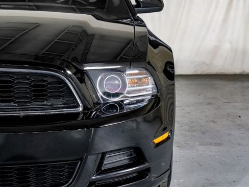 Used 2014 Ford Mustang Premium w/ Equipment Group 201A image 30