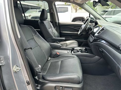 Used 2018 Honda Pilot Elite image 19