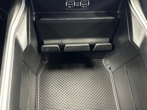 Used 2022 RAM 1500 Big Horn AWD/4WD image 16