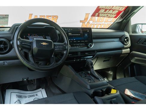 Used 2023 Chevrolet Colorado W/T RWD image 28
