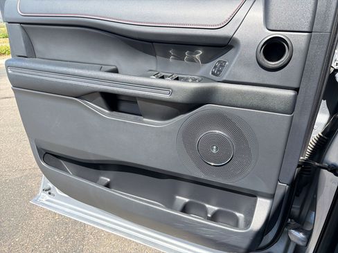 Used 2024 Ford Expedition Max Limited image 21