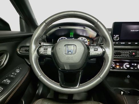 Used 2024 Honda HR-V Sport image 10