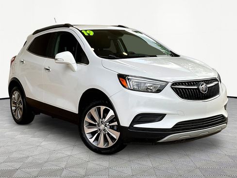 Used 2019 Buick Encore Preferred FWD image 3