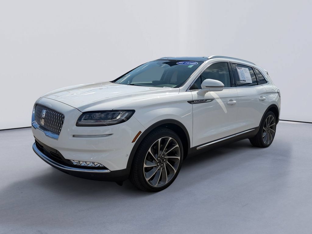 Used 2022 Lincoln Nautilus Reserve w/ Equipment Group 202A AWD/4WD image 7