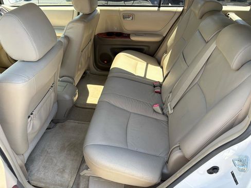 Used 2006 Toyota Highlander Limited AWD/4WD image 15