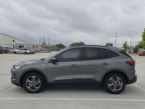 Used 2025 Ford Escape ST-Line w/ Tech Pack #1 image 7