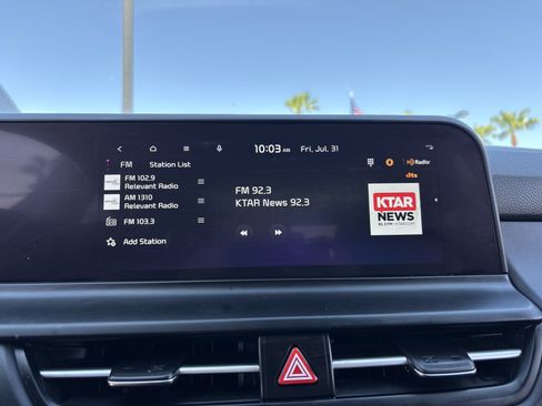 Certified 2025 Kia Seltos EX FWD image 20