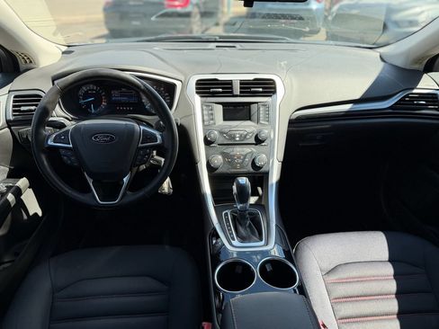 Used 2013 Ford Fusion SE FWD image 15