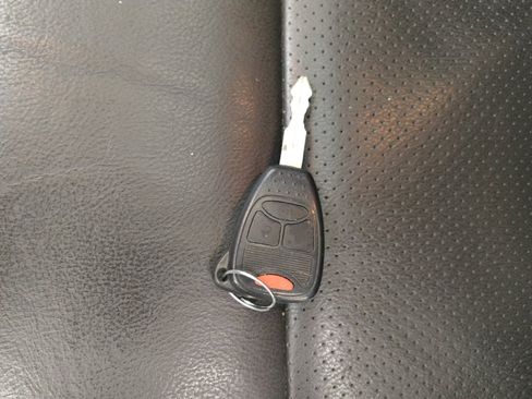 Used 2016 Jeep Compass High Altitude image 32