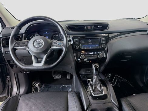 Used 2022 Nissan Rogue Sport SL w/ Premium Package AWD/4WD image 27