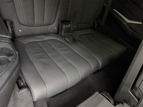 Used 2020 BMW X7 xDrive40i w/ Premium Package image 37