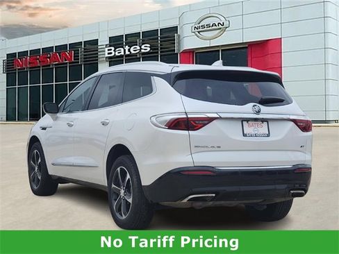 Used 2022 Buick Enclave Essence w/ Sport Touring Edition image 5