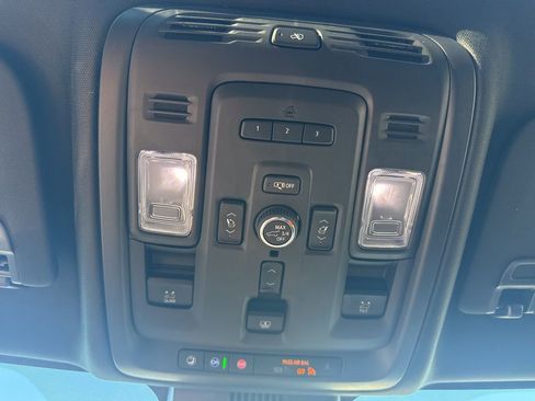 Used 2023 GMC Yukon Denali w/ Denali Reserve Package AWD/4WD image 30