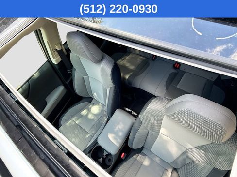 New 2025 Subaru Outback Premium image 27