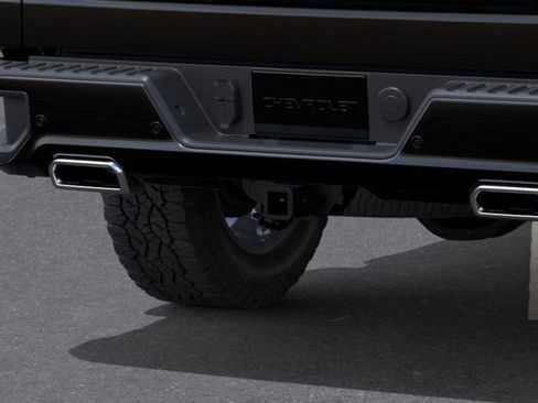 New 2026 Chevrolet Silverado 1500 High Country w/ Z71 Off-Road Package AWD/4WD image 14