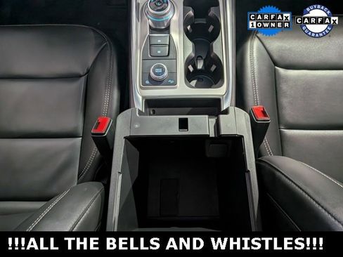 Used 2022 Ford Explorer XLT w/ Equipment Group 202A image 34