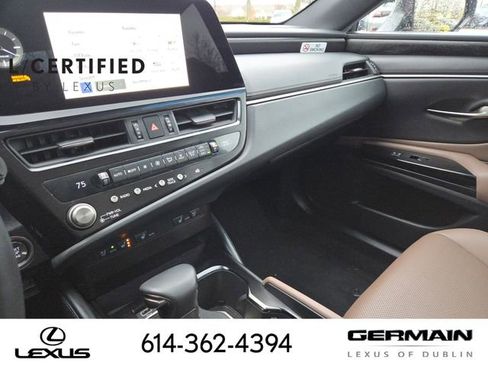 Certified 2025 Lexus ES 350 w/ Premium Package image 41