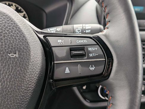 Used 2024 Honda HR-V Sport image 23