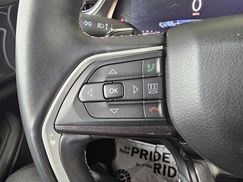 Used 2021 Jeep Grand Cherokee L Laredo image 22