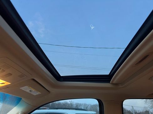 Used 2011 Chevrolet Tahoe LTZ image 27