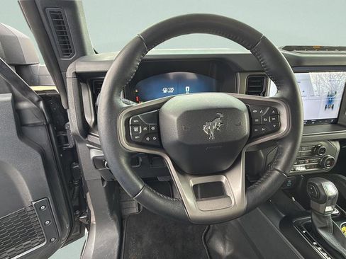 Certified 2025 Ford Bronco Badlands AWD/4WD image 32