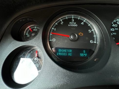 Used 2009 GMC Yukon XL Denali image 14