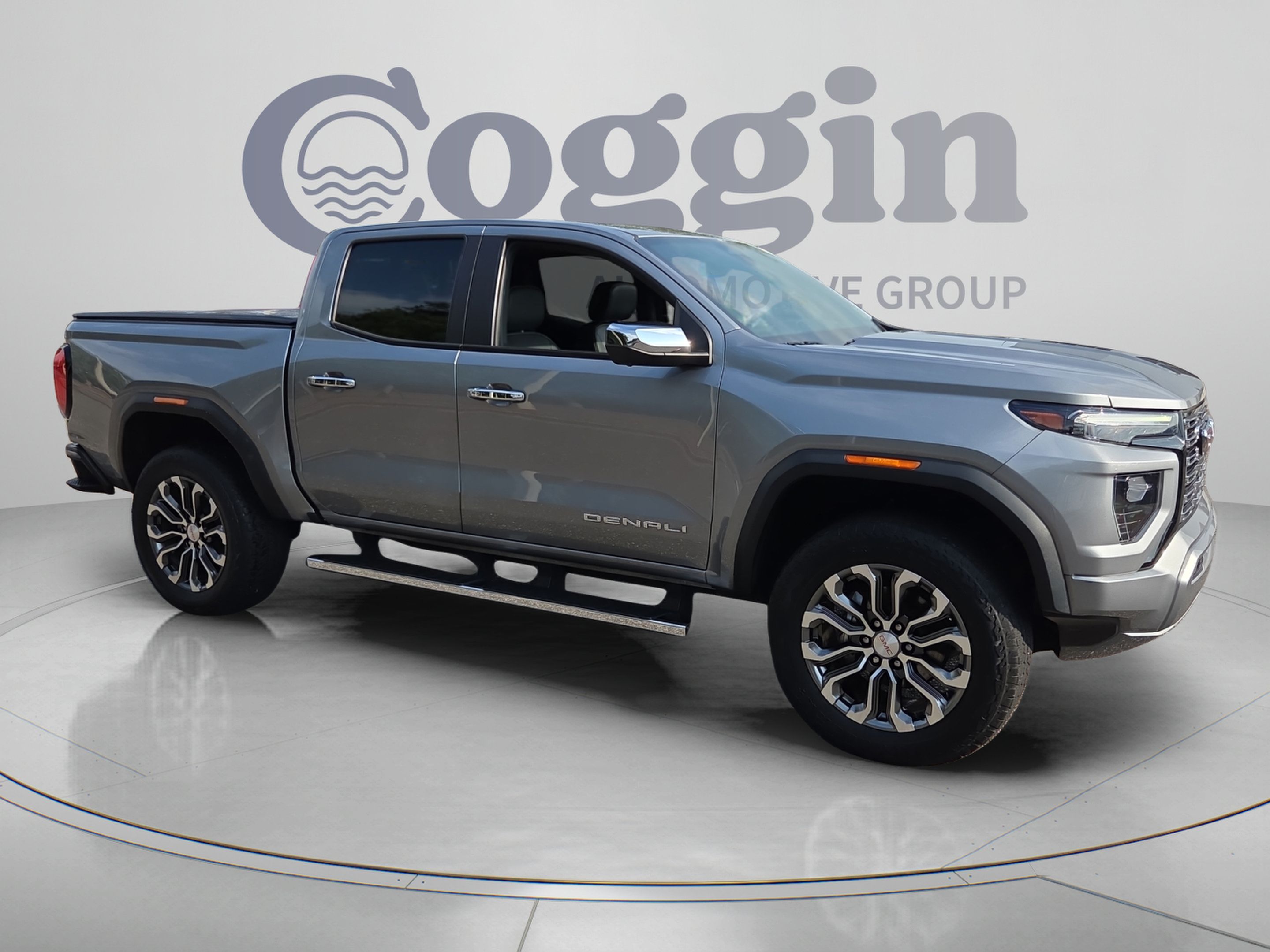 Used 2023 GMC Canyon Denali AWD/4WD image 7